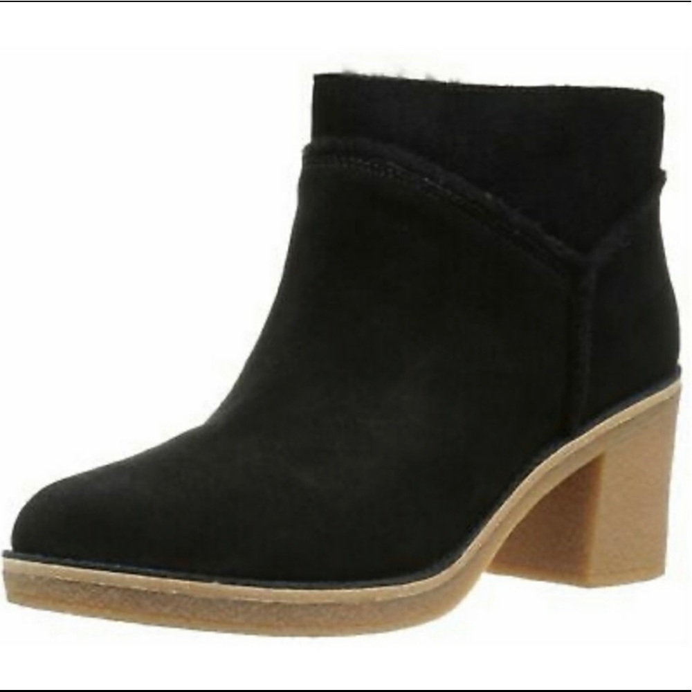 NEW IN BOX! UGG Kasen Boot -Black